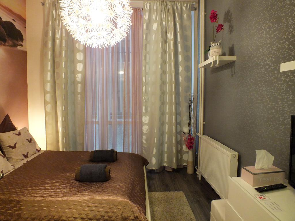Standard Apartment By Hi5 - Feherhajo ブダペスト 部屋 写真