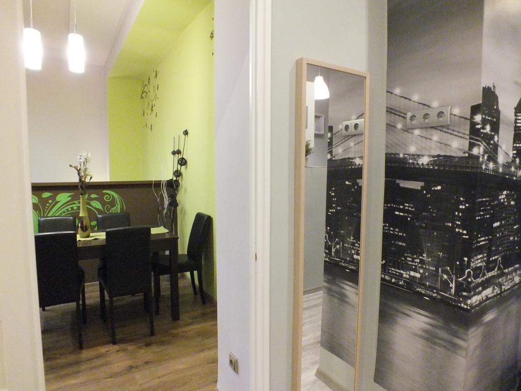 Standard Apartment By Hi5 - Feherhajo ブダペスト 部屋 写真