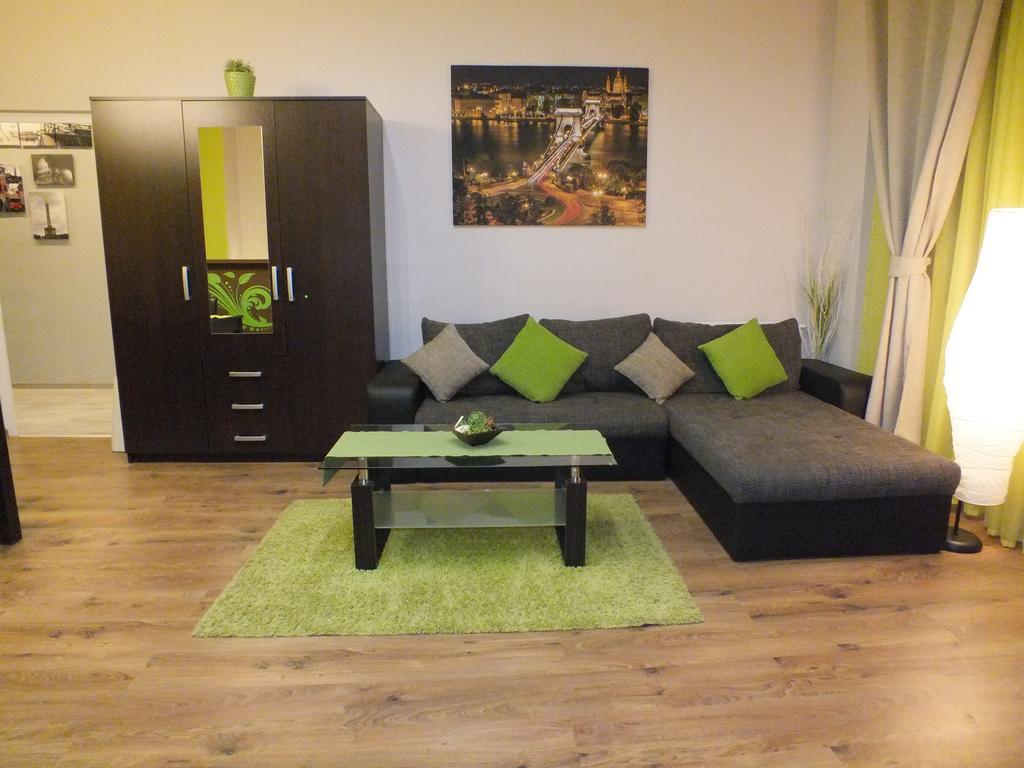 Standard Apartment By Hi5 - Feherhajo ブダペスト 部屋 写真